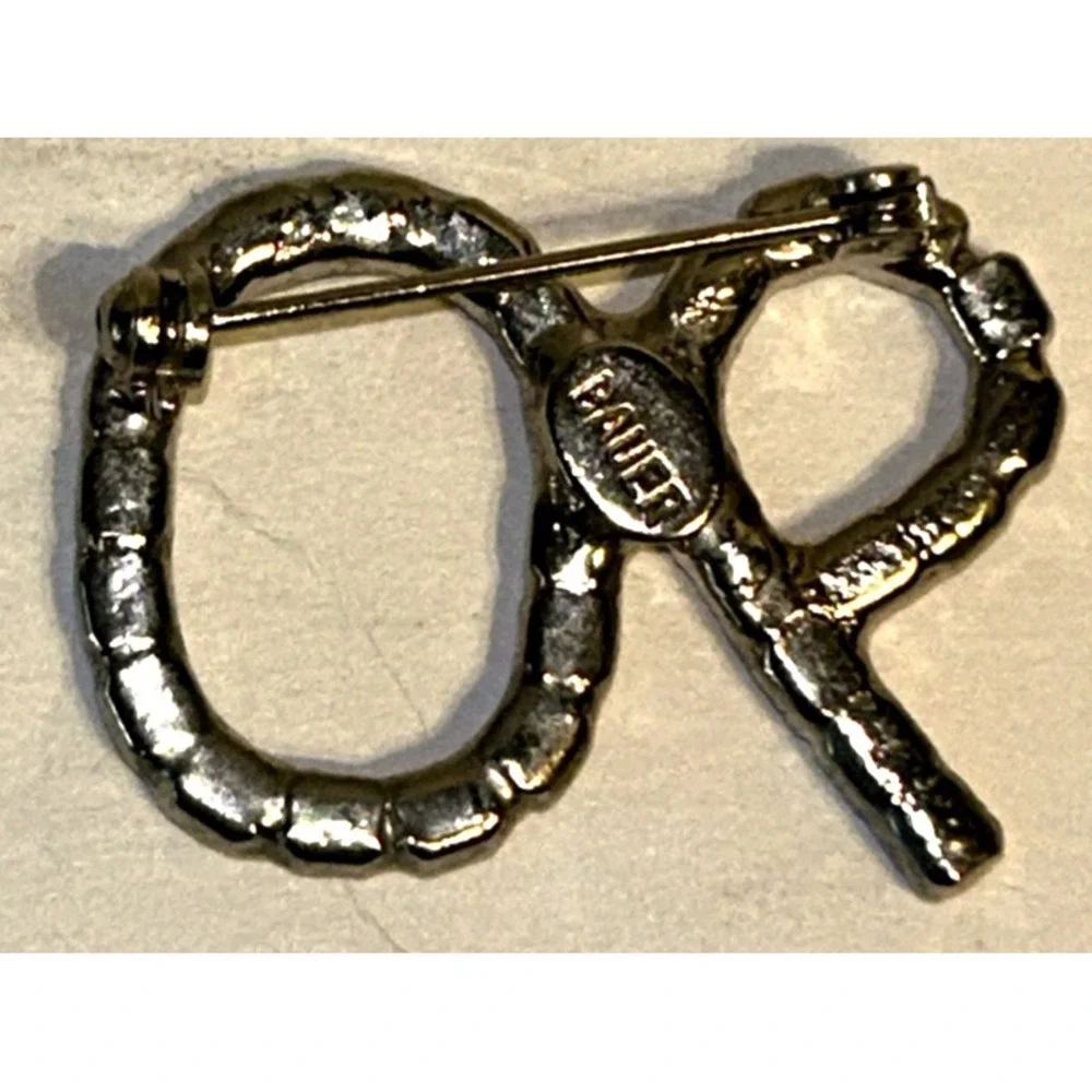Vintage Bauer 90‎ Rhinestone & Silver Brooch Pin Birthday Or Grad Gift 90s
